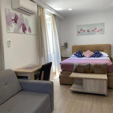 Radic Bed & Breakfast 4*