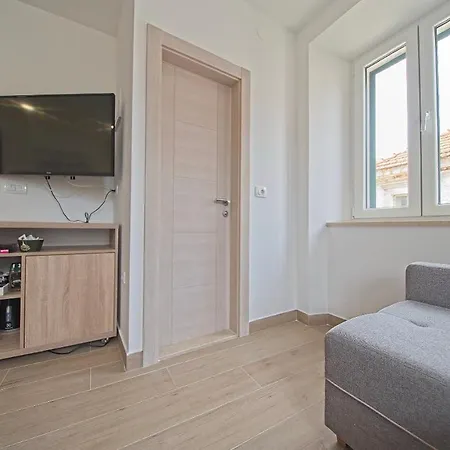 Radic فندق مبيت وإفطار ستون